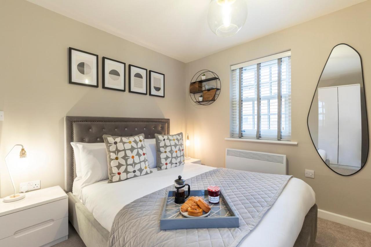 צ'לטנהם Elliot Oliver - 2 Bedroom Garden Apartment With Parking מראה חיצוני תמונה